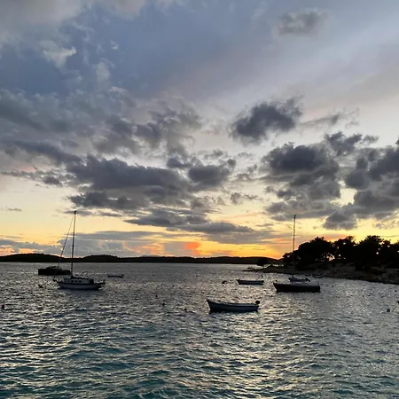 Marcelina Hvar Апартаменты *