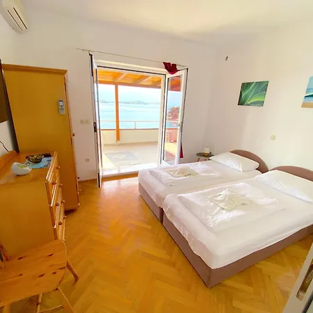 Marcelina Hvar Хвар