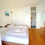 Marcelina Hvar Apartman *